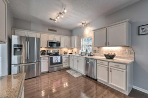 Stylish Huntersville Home with Hot Tub and Patio!